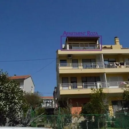 Roza Split